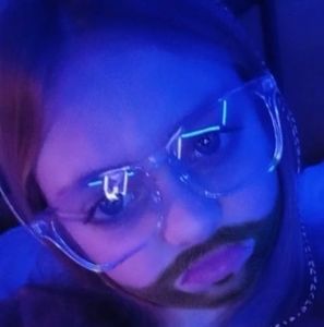 Meet your Posher, Karma